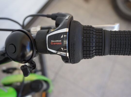 Ποδήλατο SPECIALIZED HOTROCK 20”