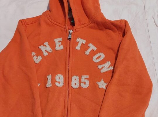 Ζακέτα Benetton με φλιζ επένδυση 3-4 ετών