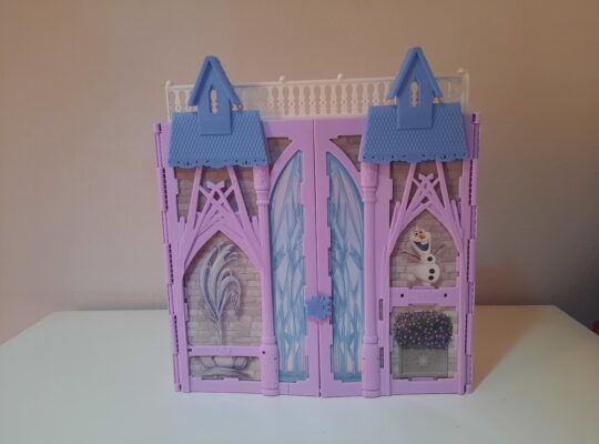 Κάστρο Αρεντέλα Φρόζεν