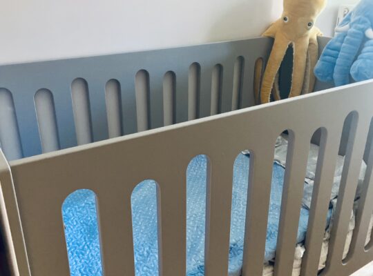 Συρταριέρα και κούνια Baby City
