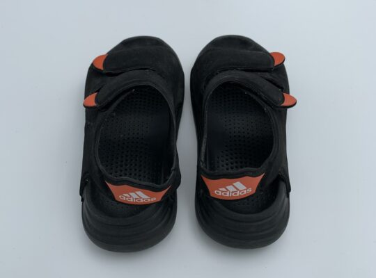 Adidas πέδιλο θαλάσσης Νο 29