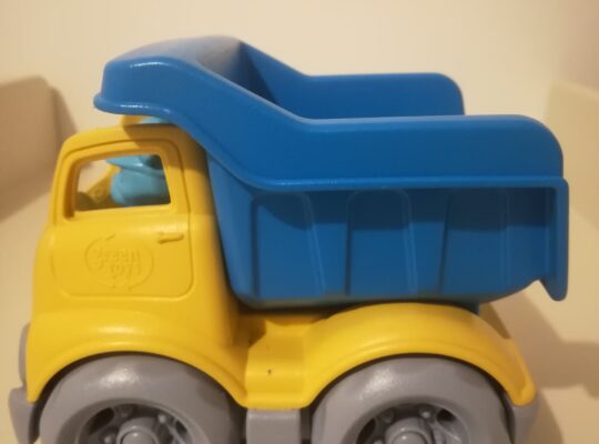 Ανατρεπόμενο φορτηγό Green toys