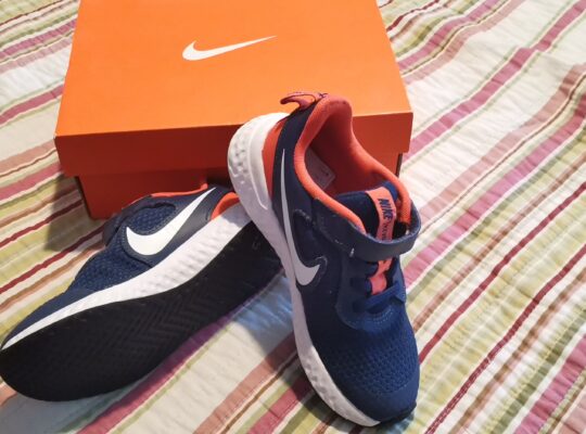 Συλλογή παπουτσιών Adidas, Nike, Geox, Crocs