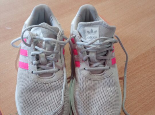 Αθλητικά adidas Νο 30