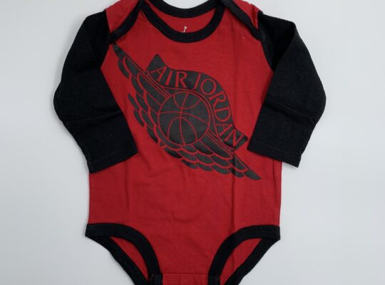 Nike Jordan κορμάκι, παντελόνι & σκουφί 6 μηνών