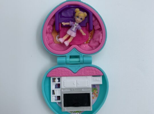 Polly Pocket μινιατούρα σε σχήμα καρδιάς