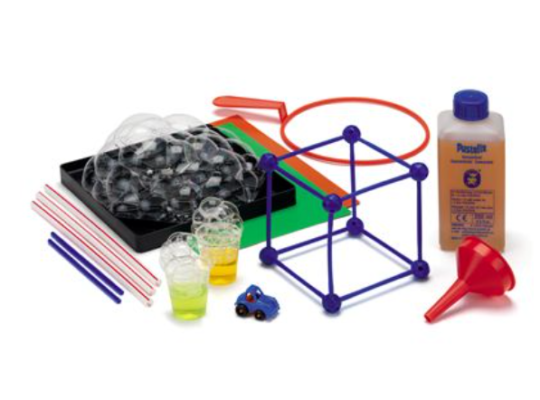 Φτιάχνω σαπουνόφουσκες σε διάφορα σχήματα