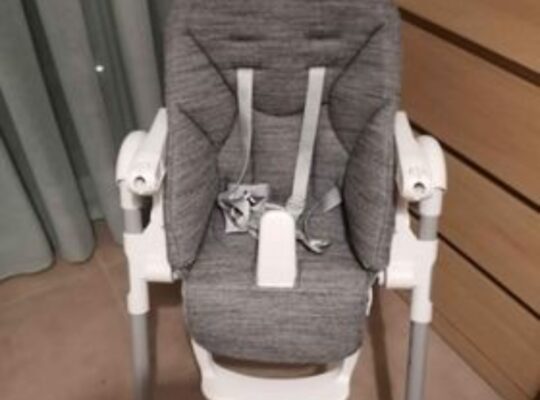 Peg-Perego Καρεκλάκι Φαγητού Prima Pappa Follow Me