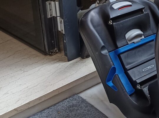 2 βάσεις ISO-FIX για καθισμ. αυτοκ.Kunert (50€μια)