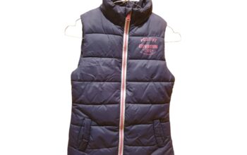 Μπουφάν αμάνικο μπλε 8 ετών