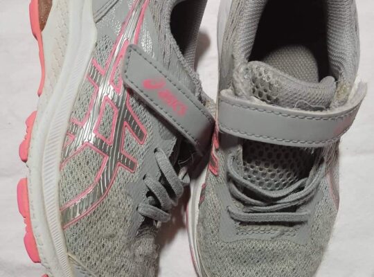 Αθλητικά παπούτσια Asics Νο 29.5