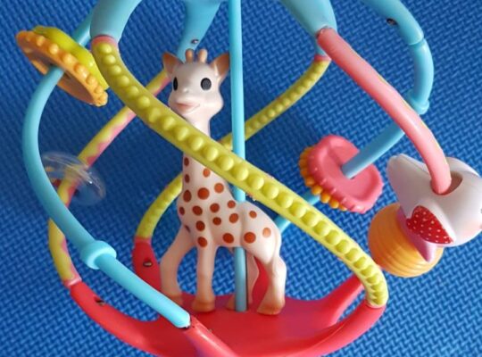 Sophie La Girafe Σόφι Μπάλα Twistin’ball με Ήχους